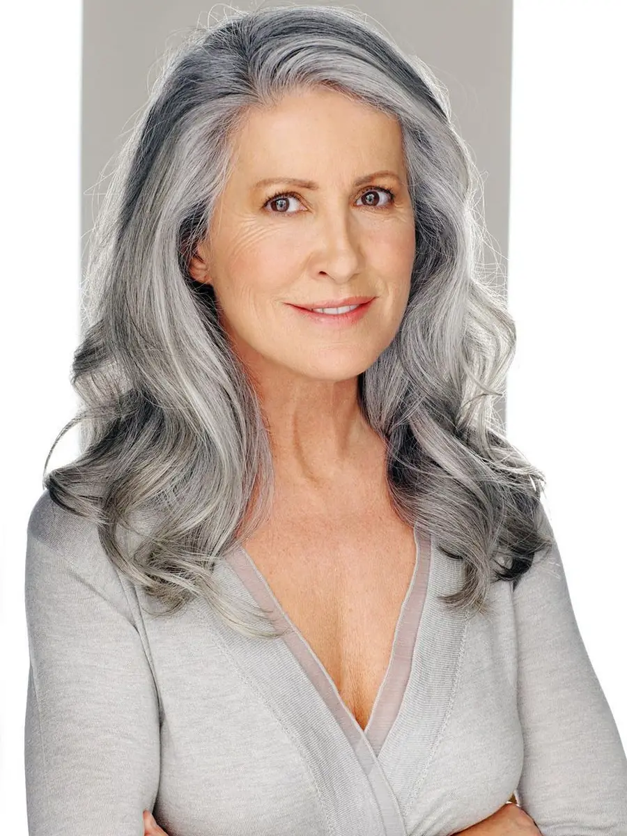 Véronique, 62 ans, cougar française